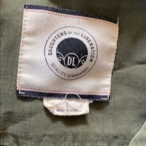 Anthropologie fitted green jacket! - Picture 3 of 10